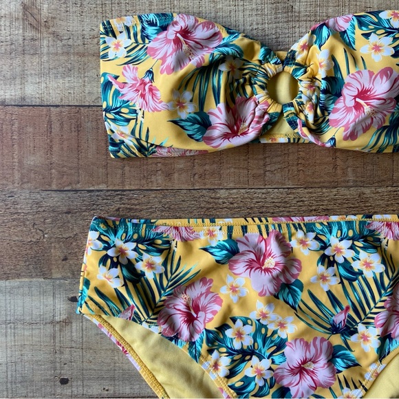 Cabana Del Sol Swimwear (4)