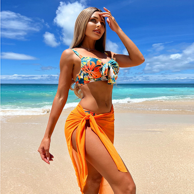 2025 New European Three-Piece Bikini Set With Sexy Cover-Up For Beach Vacations