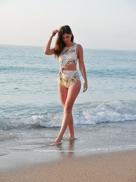 Trendy Must Have Swimwear