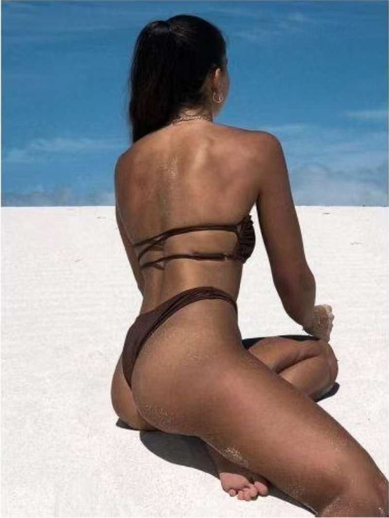 New European Bikini With Sexy U-Shaped Bandeau, Strapless High-Slit Swimsuit