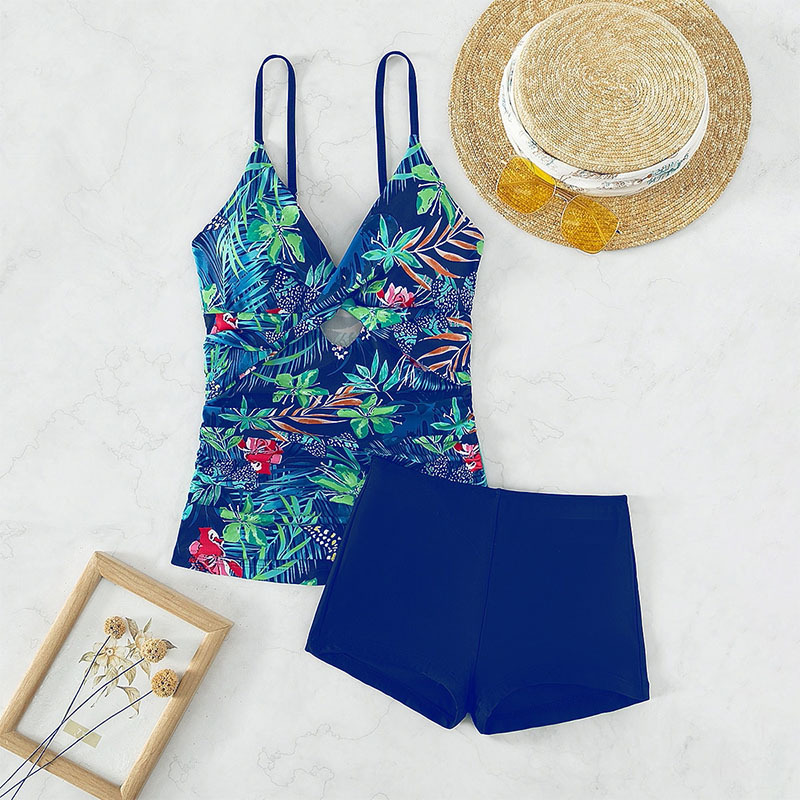 2025 New Western Style Two-Piece Swimsuit – Printed Modest Boyshort Bikini Set
