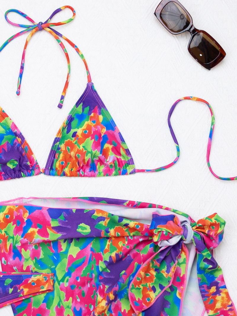 In-Stock 2025 New European and American Sexy Floral Three-Piece Bikini Set_03