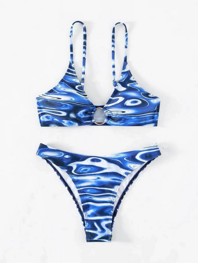 Sexy Three-Piece Ring Accent Bikini Set - Beach-Ready Women's Swimwear