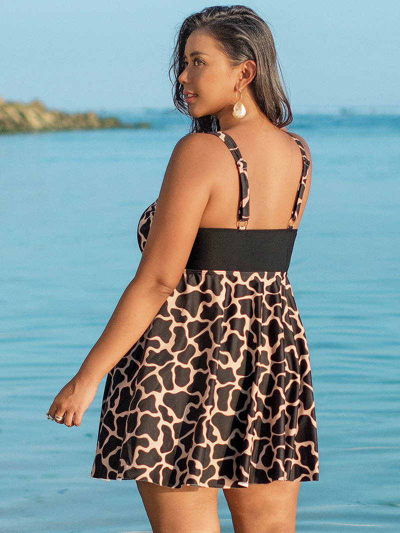 2025 New European Plus Size Women's Conservative Two-Piece Swimwear_29