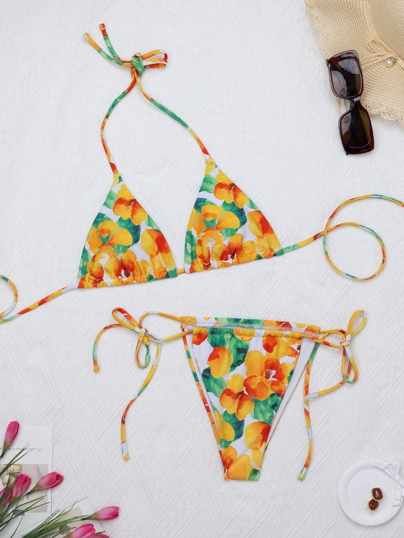 2025 Sexy Floral Bikini – Western Style Tie Back Swimsuit for a High-End Look